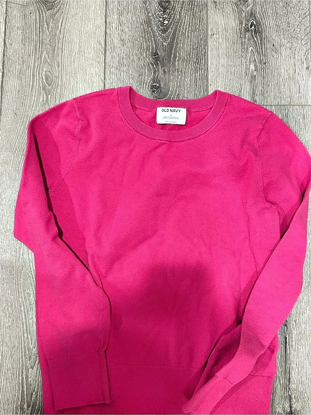 Old Navy Crewneck Sweater in Pink Size Medium Like New